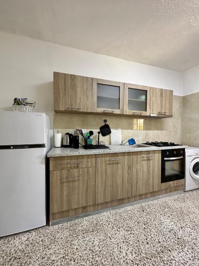Arya Seaview Apartment In The Heart Of Coral Bay (Adults Only) エクステリア 写真